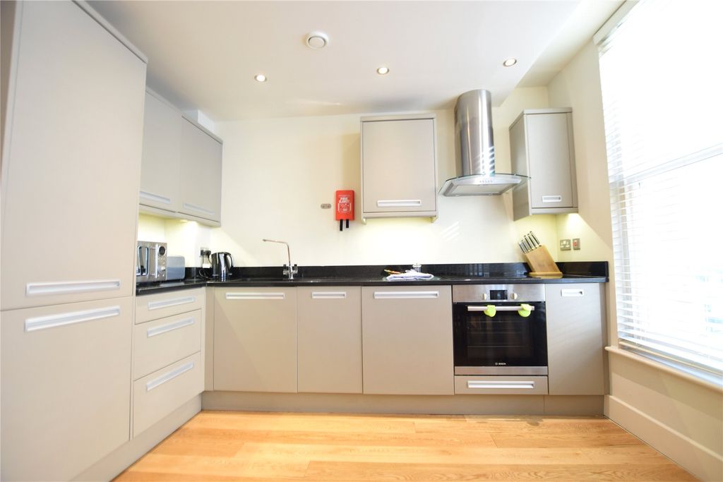 Property photo 2 of 4 Kitchen