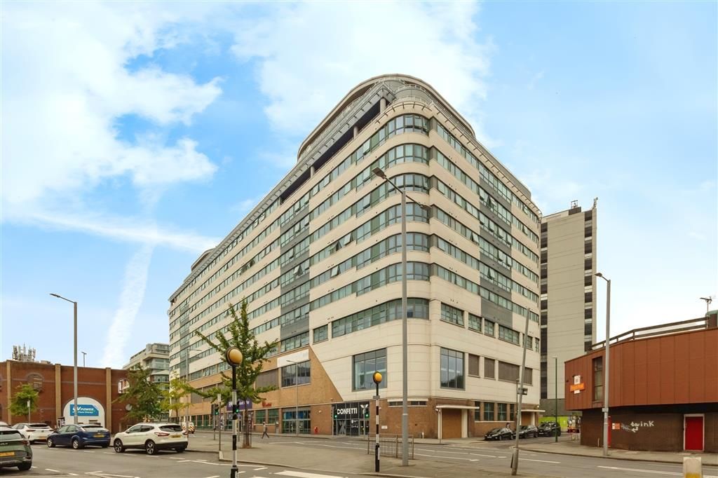 Property photo 1 of 11 Image