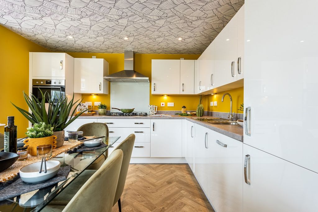 Property photo 3 of 10 Parkin Dining Kitchen