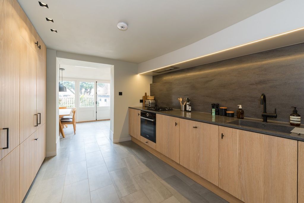 Property photo 3 of 24 Picture No. 31