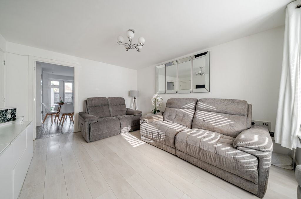 Property photo 2 of 13 1439485-3-69d7707...