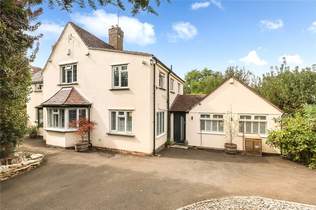 Property photo 1 of 32 Picture No. 21