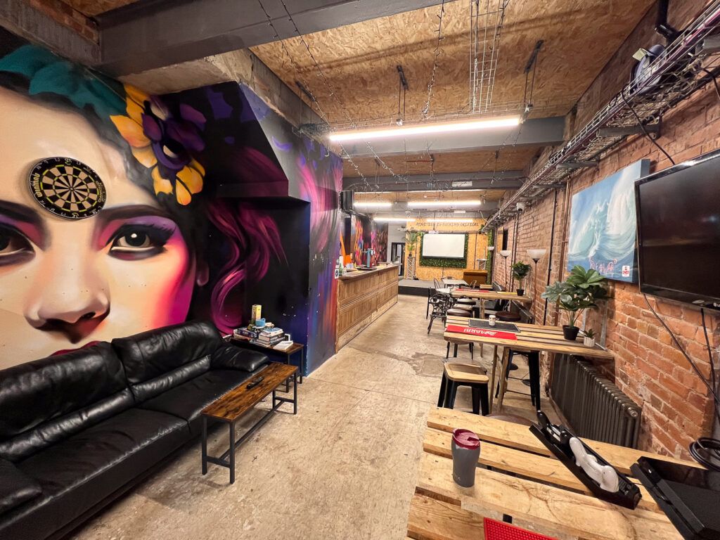 Property photo 3 of 31