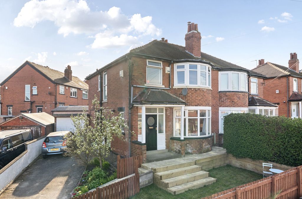 Property photo 1 of 20 External