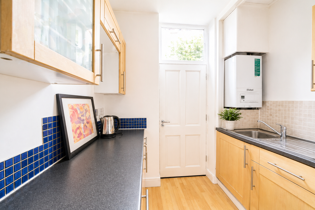 Property photo 3 of 13 Kitchen
