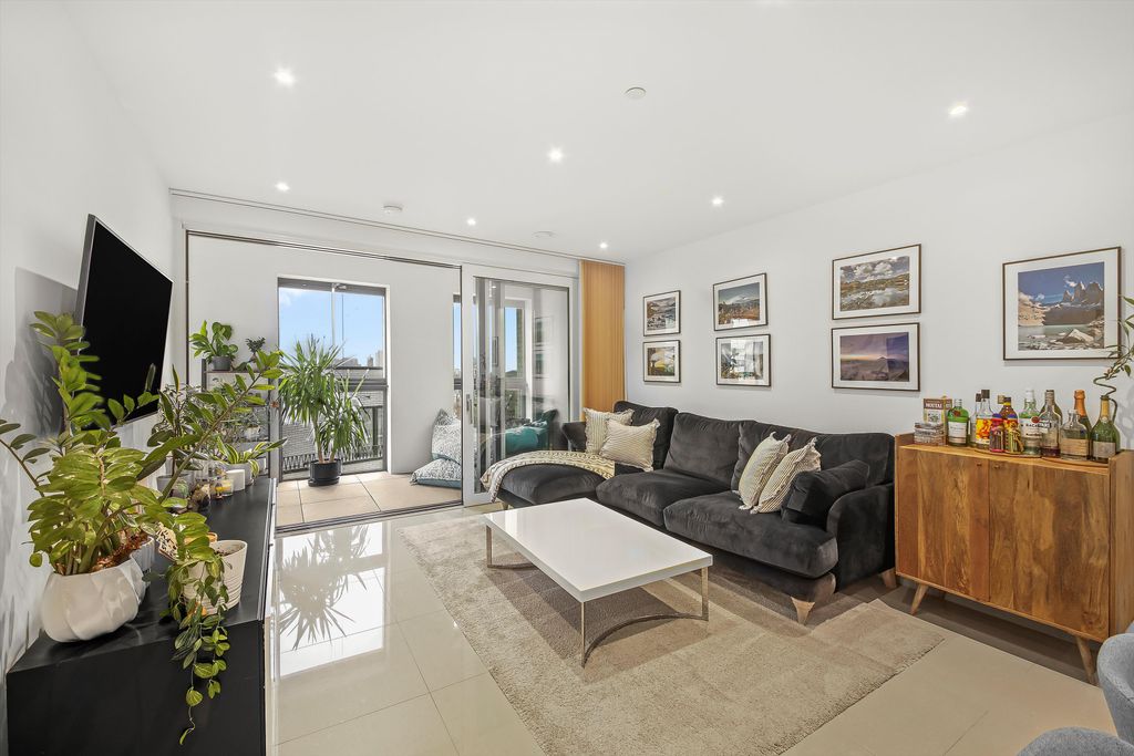 Property photo 3 of 15 Image