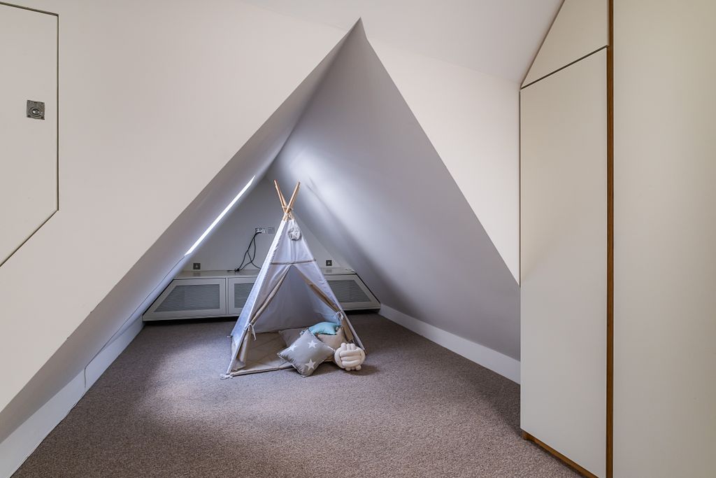 Additional image 23 of 4 bed flat for sale85 Petersham Road, Richmond TW10