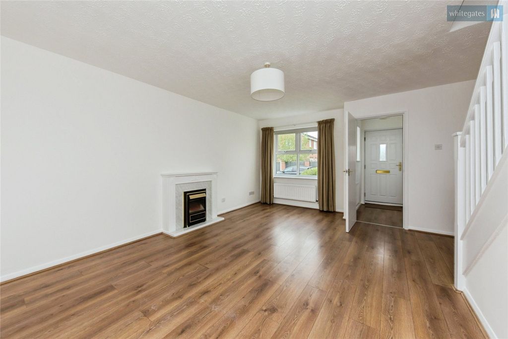 Property photo 2 of 19 Picture No. 05