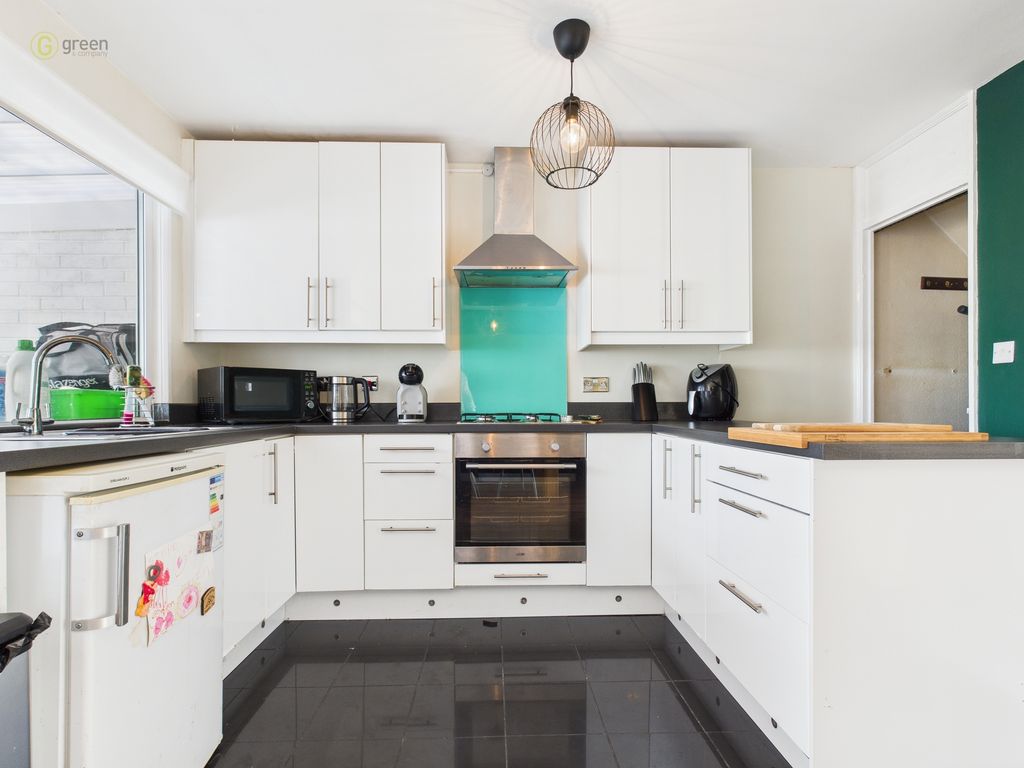 Property photo 3 of 30