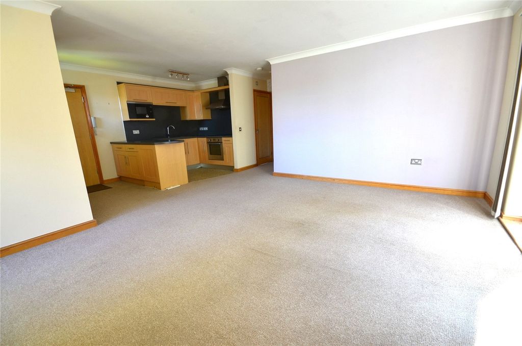 Additional image 5 of 1 bed flat for saleHermitage Road, East Grinstead, West Sussex RH19