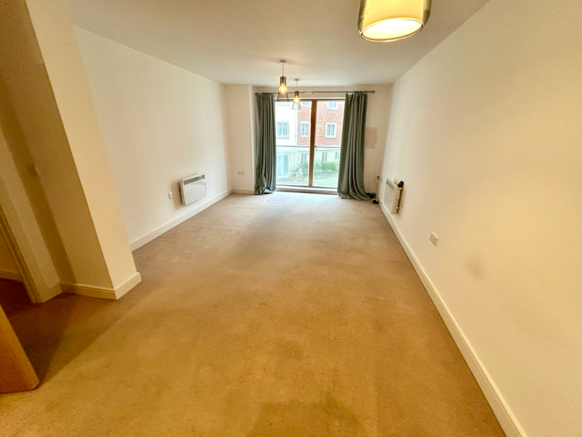 Property photo 3 of 8