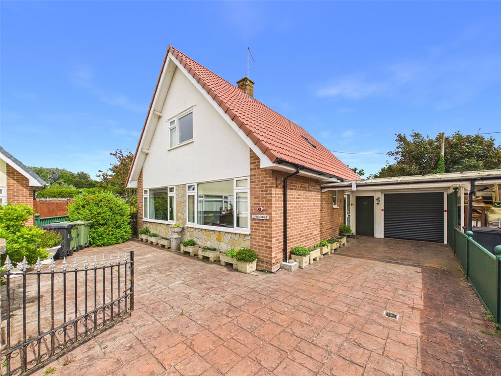Property photo 1 of 37 Picture No. 07