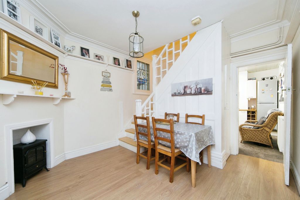 Property photo 3 of 15 Photography