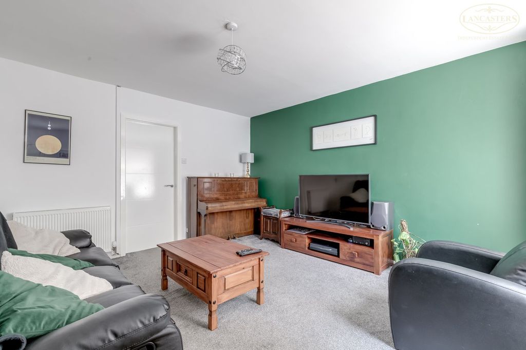 Property photo 3 of 13 Reception Room