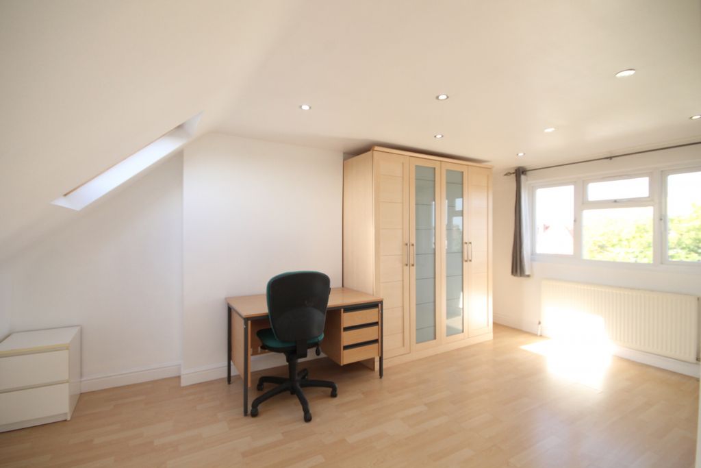 Property photo 2 of 7 Gallery