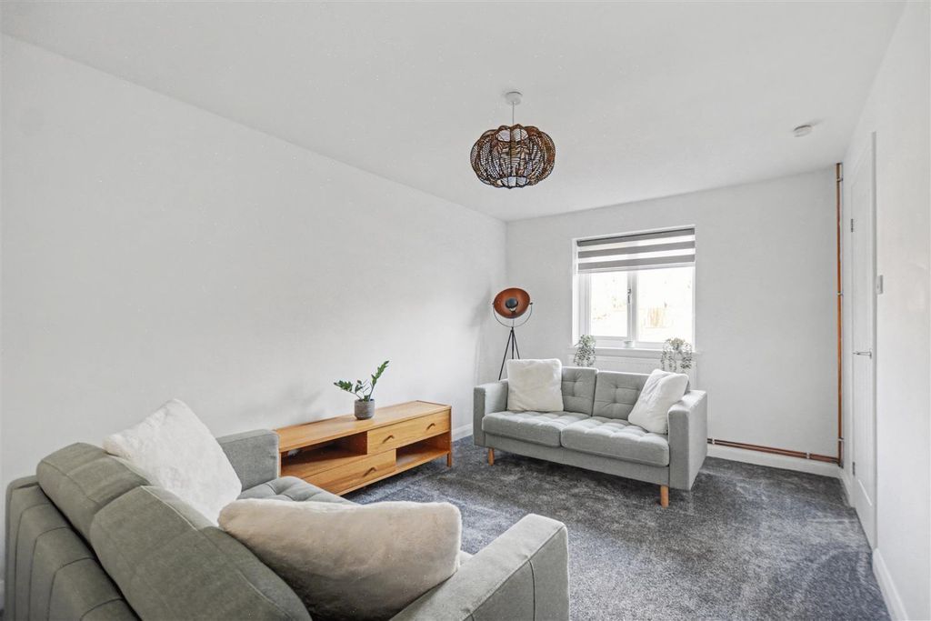 Property photo 2 of 15 Lounge_2.Jpeg