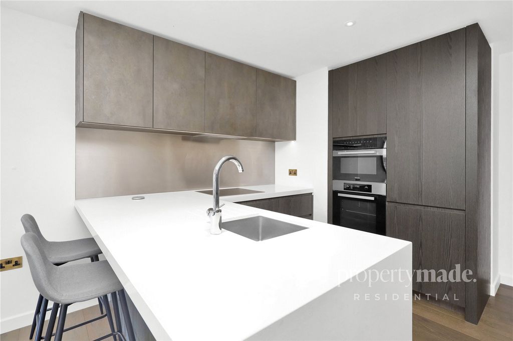 Property photo 3 of 32 Picture No. 36