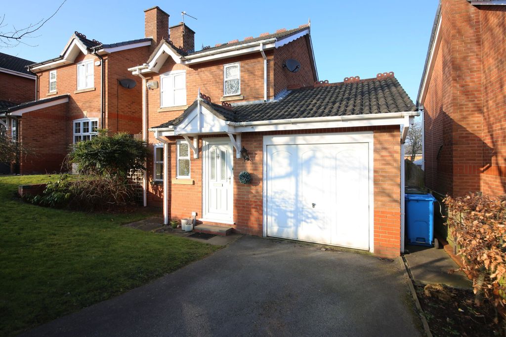 Property photo 1 of 13 Front