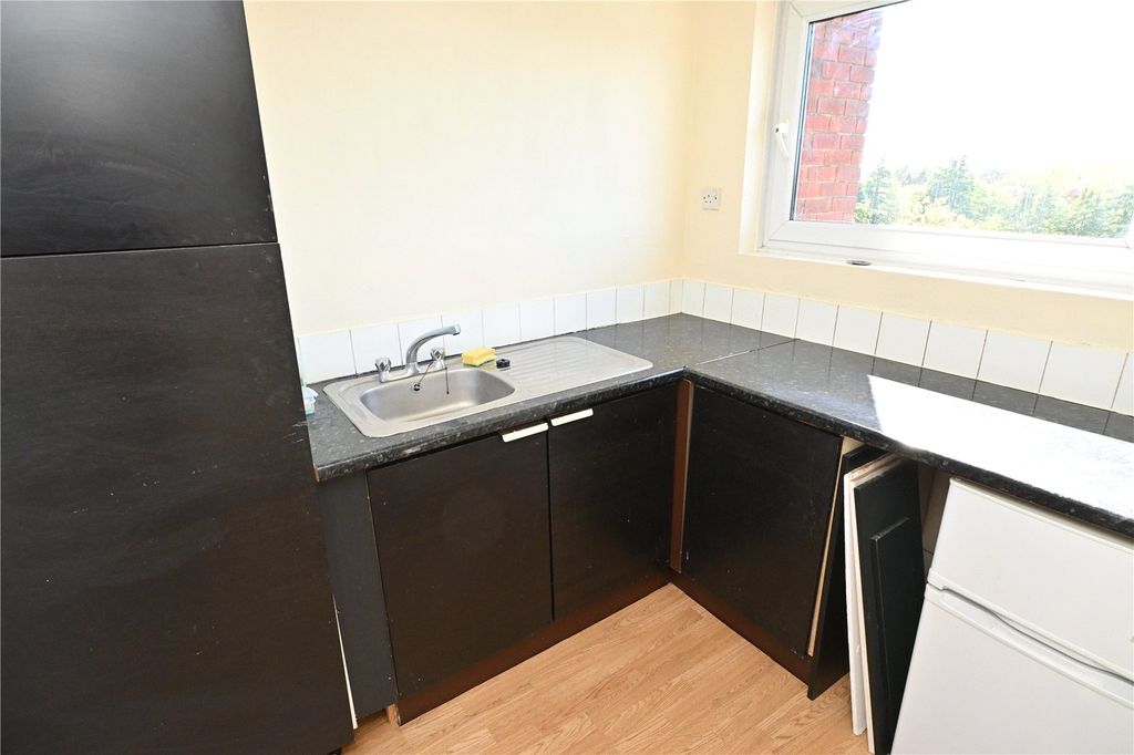 Property photo 3 of 7 Picture No. 02