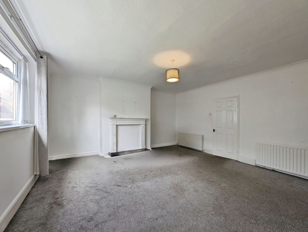 Property photo 2 of 11 Pbox-Img.Jpg