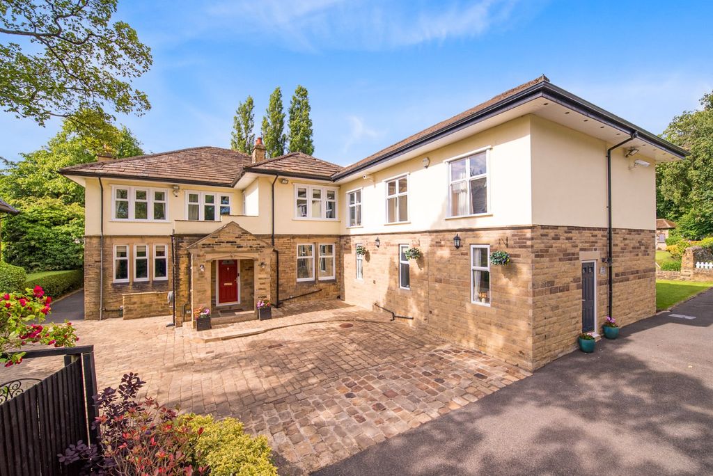 Property photo 1 of 34 Picture No. 63