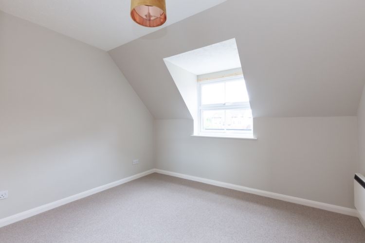 Property photo 2 of 12 197143