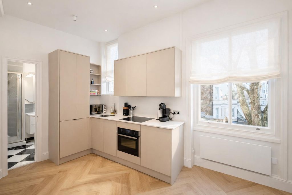 Property photo 1 of 6 F553920A-0ccc-4754-884E-A72Aa36A6F4d.Png