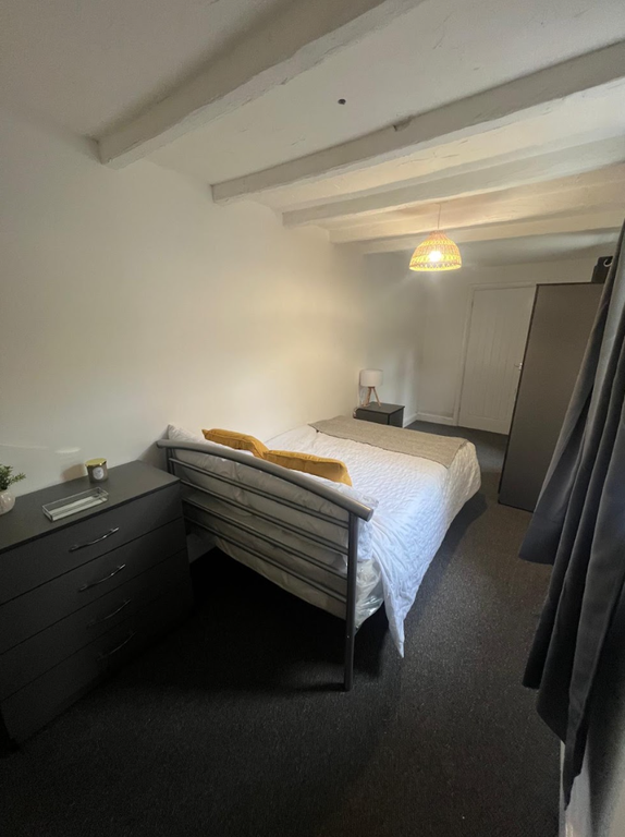 Property photo 2 of 3