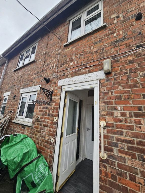 Property photo 2 of 29