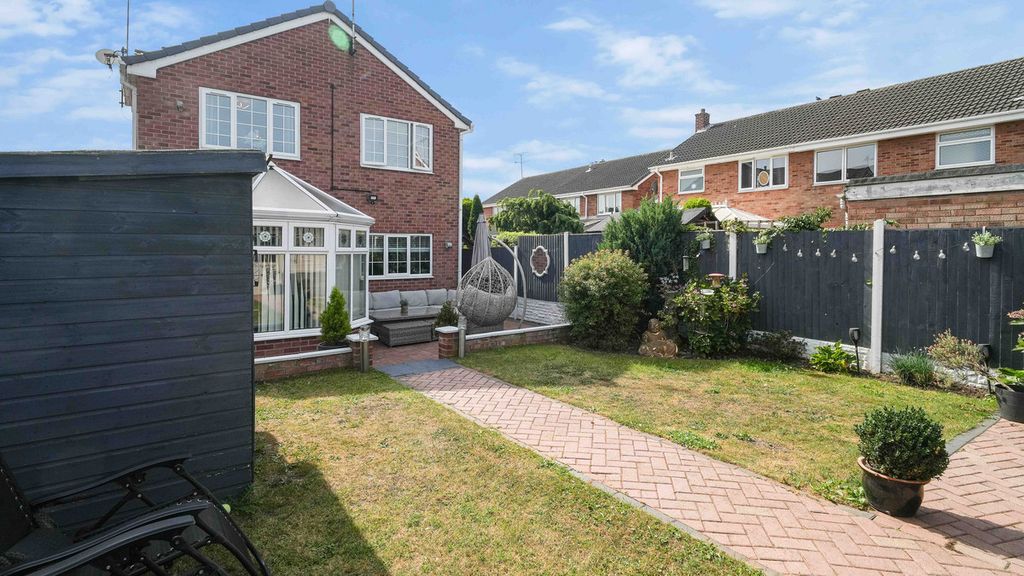 Property photo 3 of 14