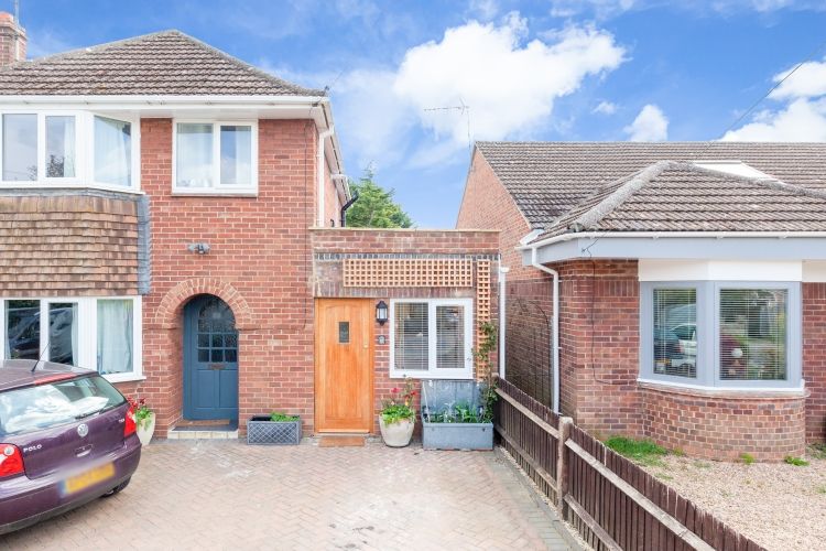 Property photo 1 of 8 188984