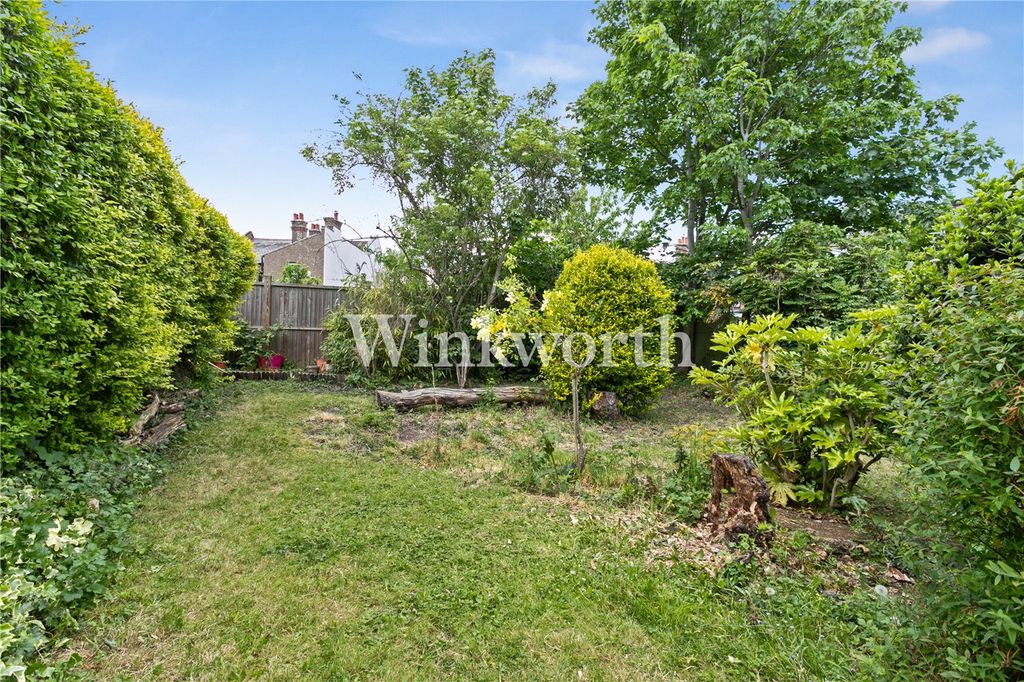 Property photo 3 of 14 Picture No. 10