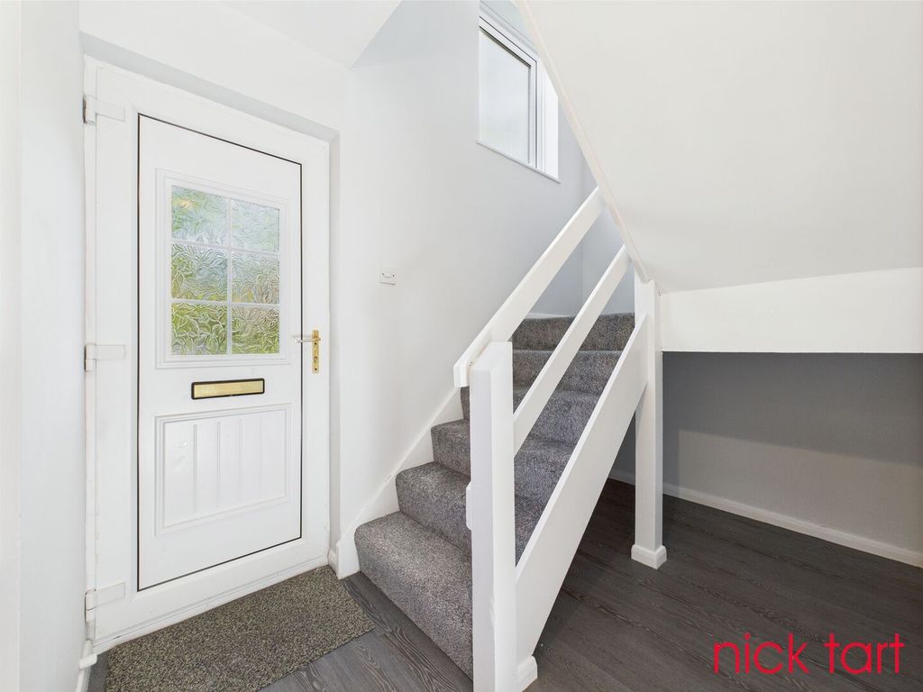 Property photo 2 of 14 Photo 11