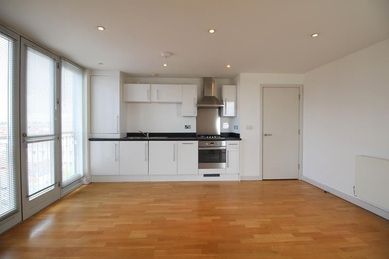 Property photo 2 of 5 Lounge Kitchen (1)