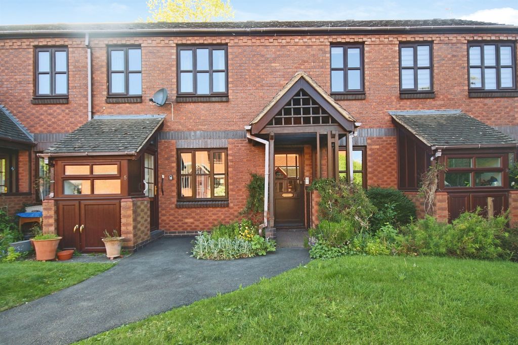 Property photo 1 of 12
