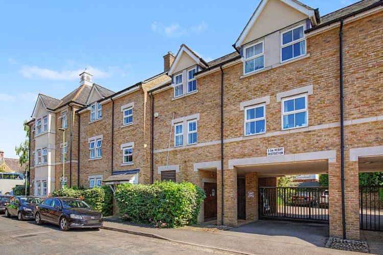 Property photo 1 of 10 329605