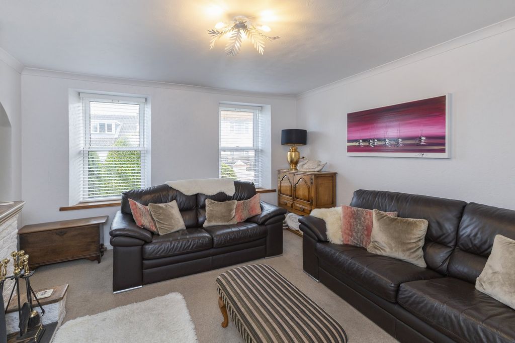 Property photo 2 of 31 Picture No. 54