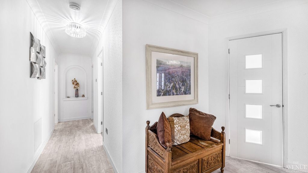 Property photo 3 of 44 4973345