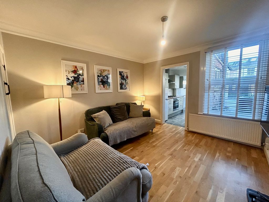 Property photo 1 of 16 Image