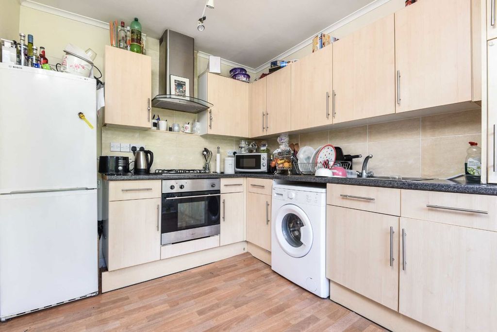 Property photo 2 of 4