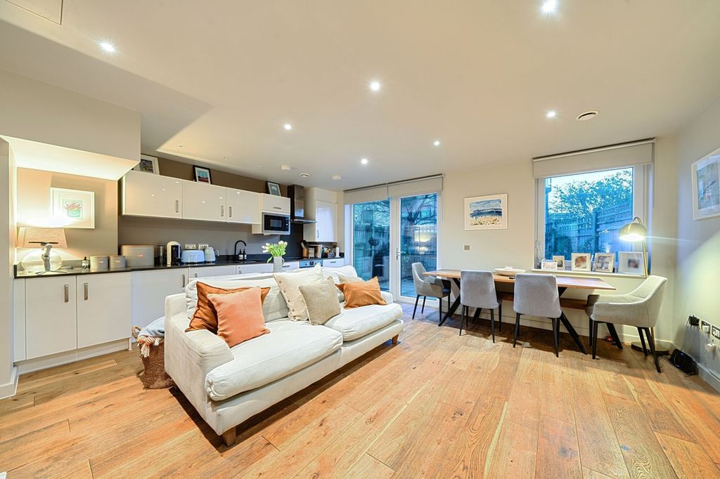 Property photo 1 of 20 1401241-3-696A7Af...