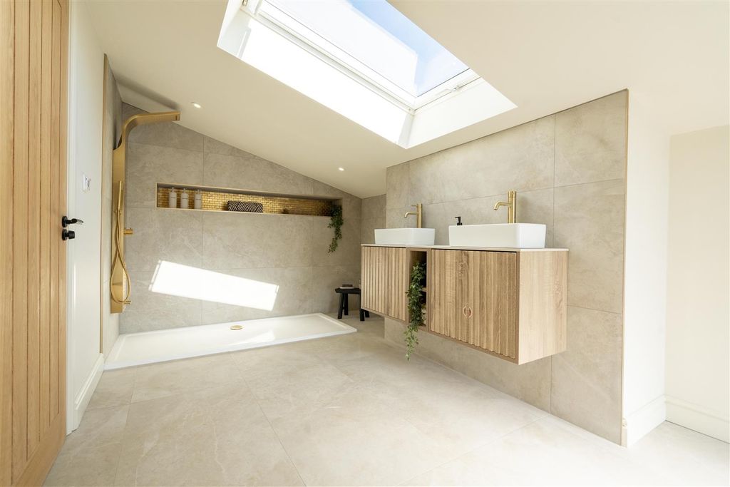 Additional image 10 of 6 bed detached house for saleClickemin, Ponteland, Newcastle Upon Tyne NE20
