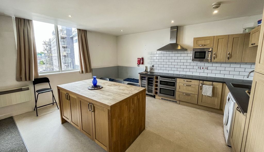 Property photo 3 of 18 Lounge/Kitchen/Diner