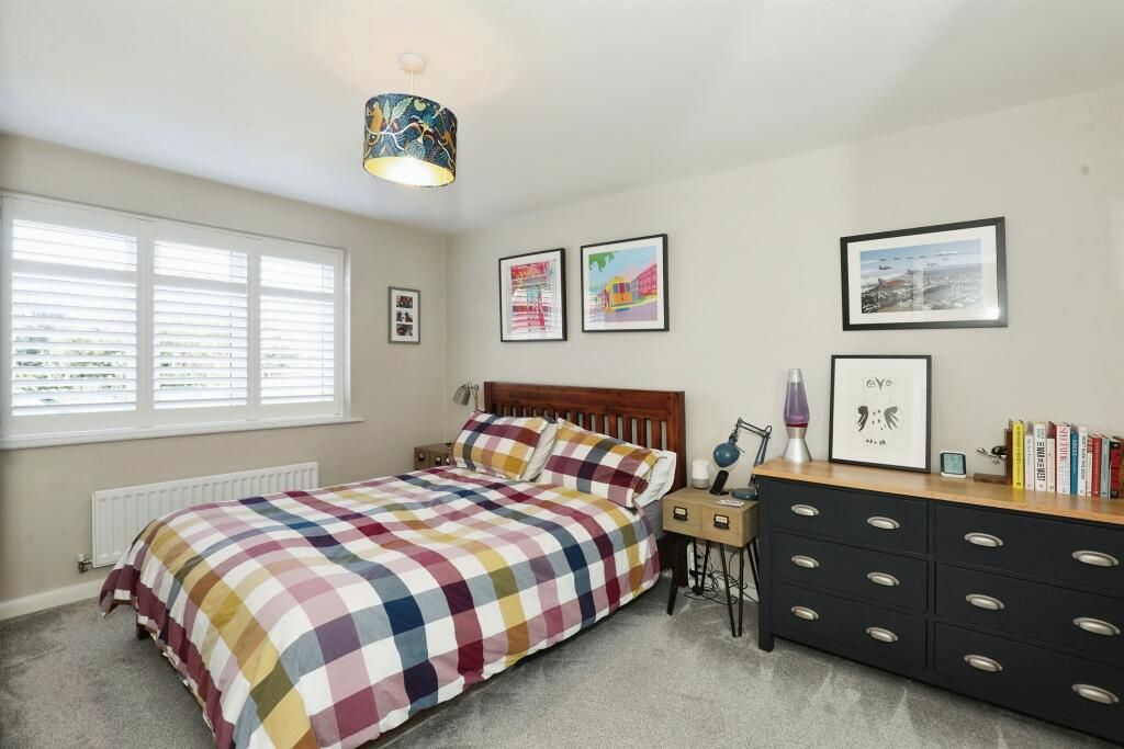 Property photo 3 of 8 1885_Nrt107715_Img_03_0000