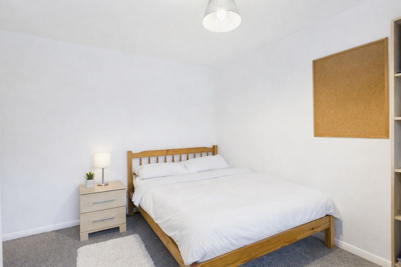 Property photo 3 of 10 Photo 18