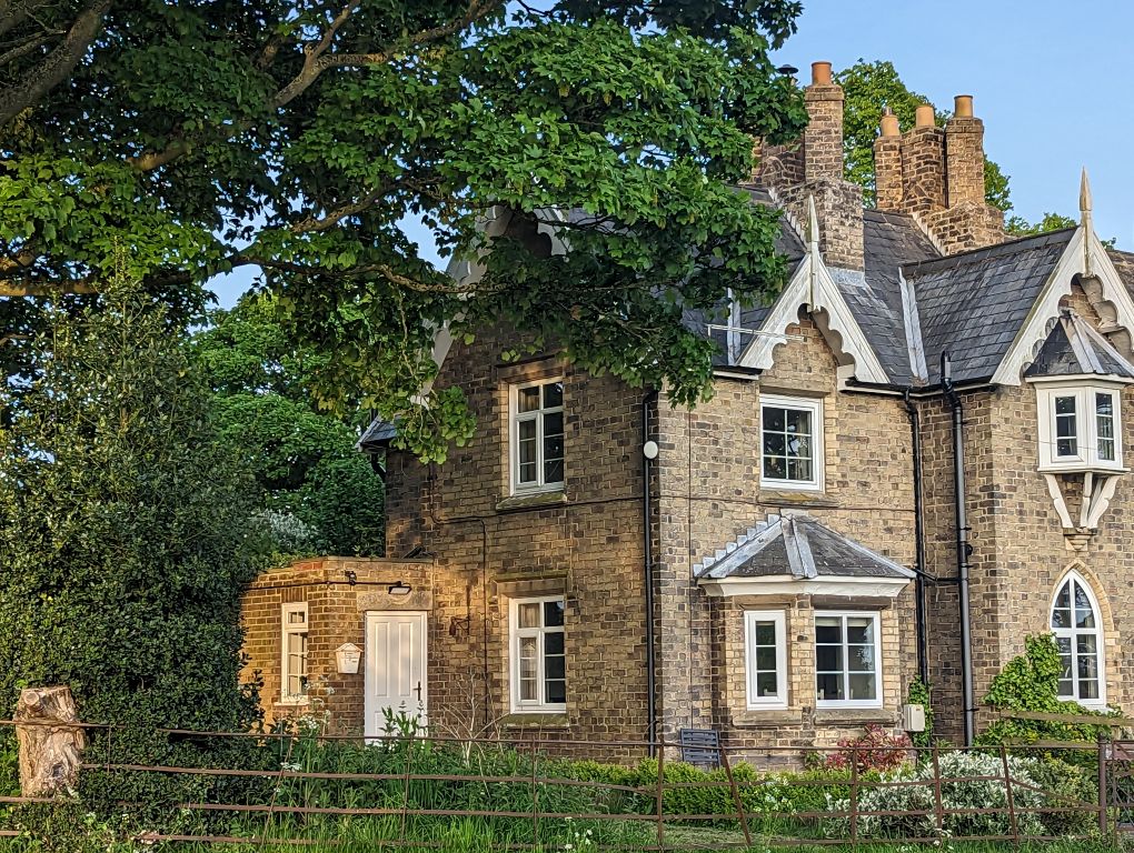 Property photo 1 of 7