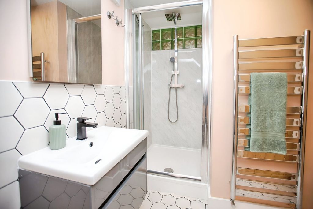 Property photo 3 of 13 Picture 3