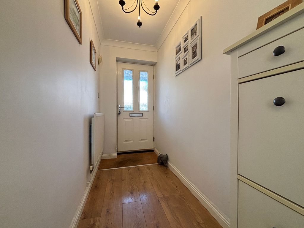 Property photo 2 of 30