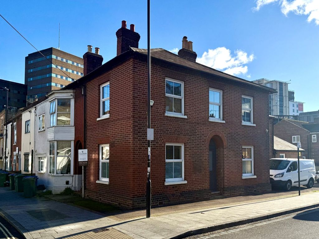 Property photo 1 of 13 Picture No. 17