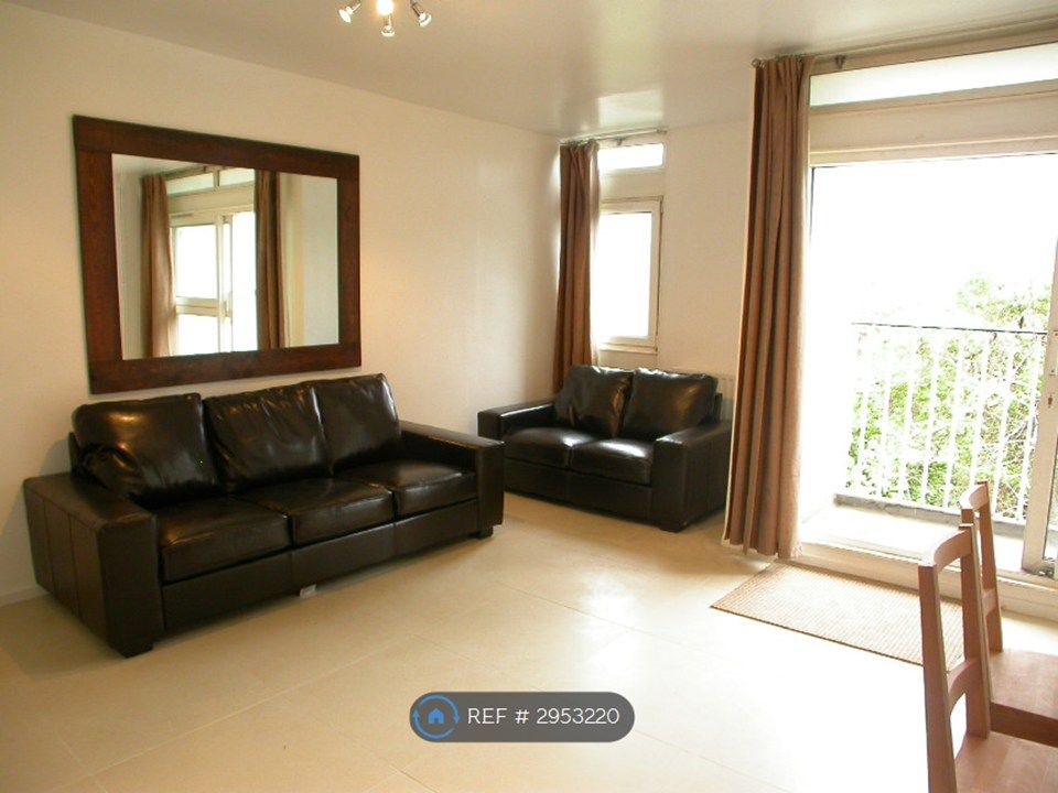 Property photo 3 of 4